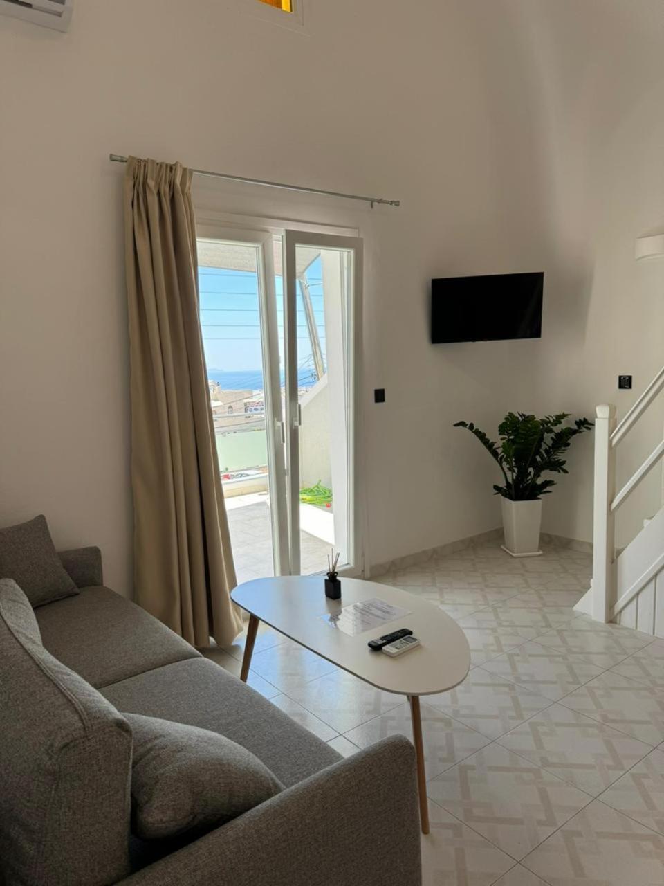 Gervi Suites Fira  Eksteriør bilde